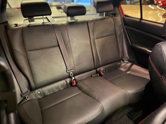 SUBARU WRX 2.0 — foto 17