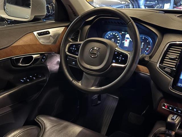 VOLVO XC90 D5 INSCRIPT — foto 15