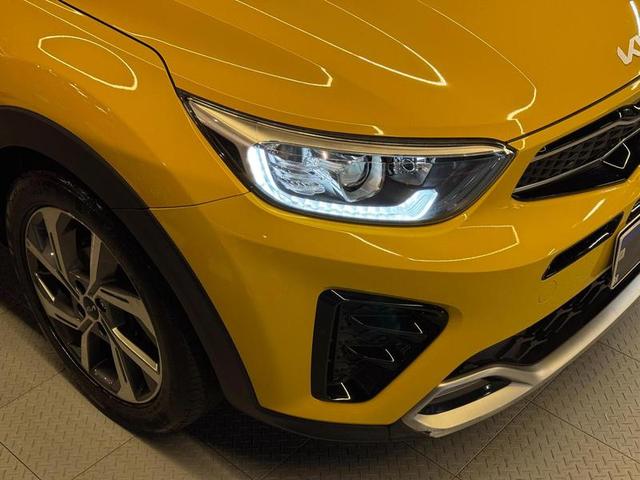 KIA STONIC MHEV SX — foto 7