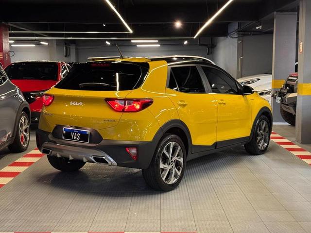 KIA STONIC MHEV SX — foto 6