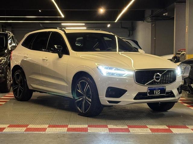 VOLVO XC60 T8 R-DESIGN