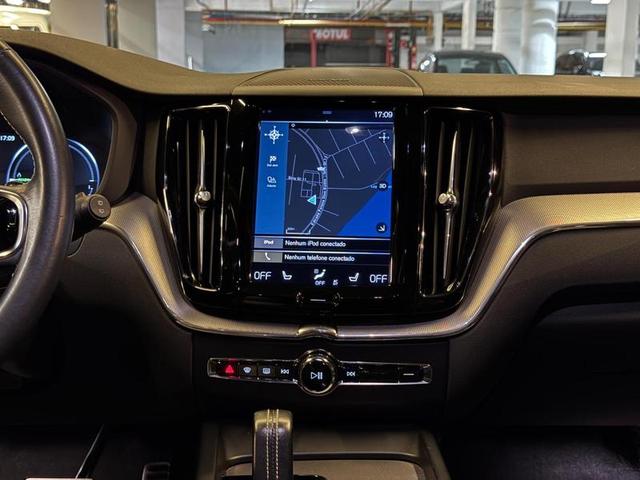 VOLVO XC60 T8 R-DESIGN — foto 17