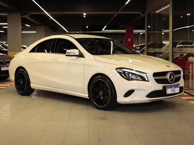 MERCEDES-BENZ CLA180 — foto 1