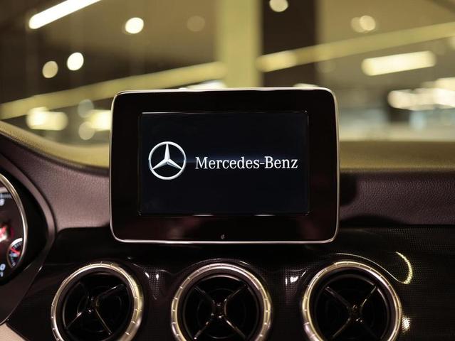 MERCEDES-BENZ CLA180 — foto 14