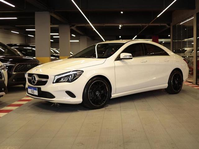 MERCEDES-BENZ CLA180 — foto 3