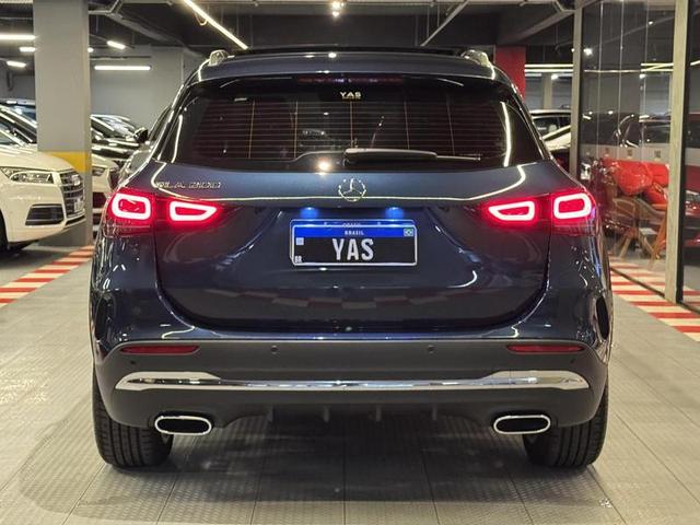 MERCEDES-BENZ GLA200 AMG LINE — foto 5
