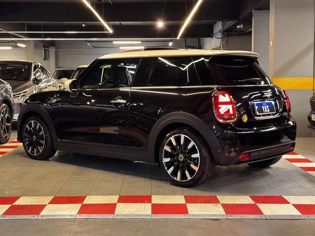 MINI COOPER SE EXCLUSIVE 3P (ELÉTRICO) — foto 4