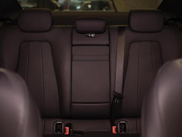 MERCEDES-BENZ CLA200 PROG — foto 12