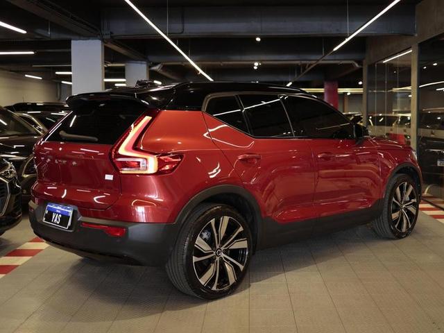 VOLVO XC40 RECHARGE PE — foto 6