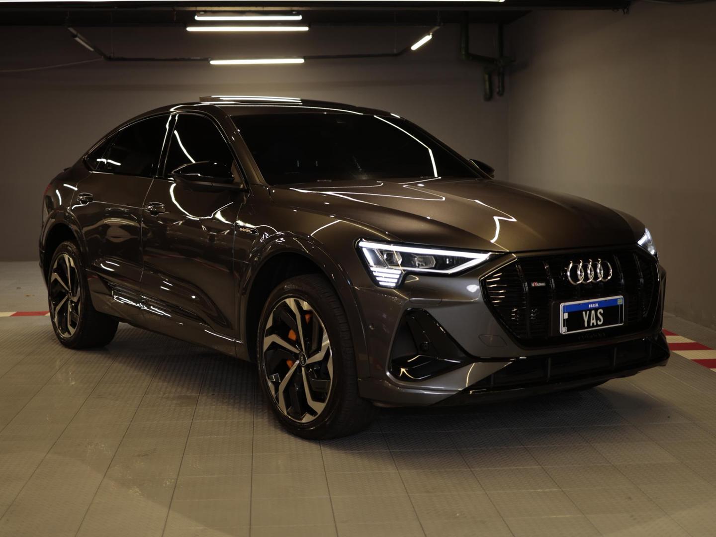 AUDI E TRON SPB