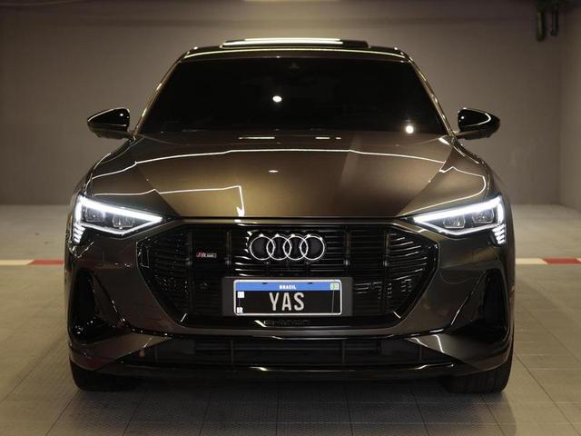 AUDI E TRON SPB — foto 2