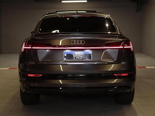 AUDI E TRON SPB — foto 5