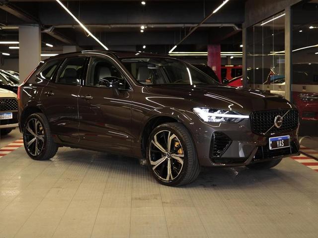 VOLVO XC60 T8 ULT DARK — foto 1