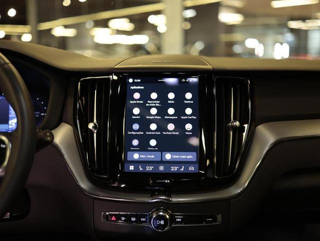 VOLVO XC60 T8 ULT DARK — foto 14