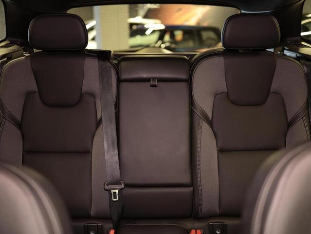 VOLVO XC60 T8 ULT DARK — foto 10