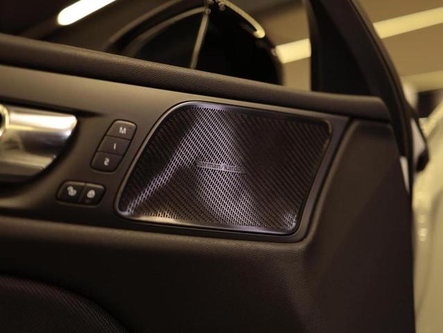 VOLVO S60 T8 R-DESIGN — foto 14