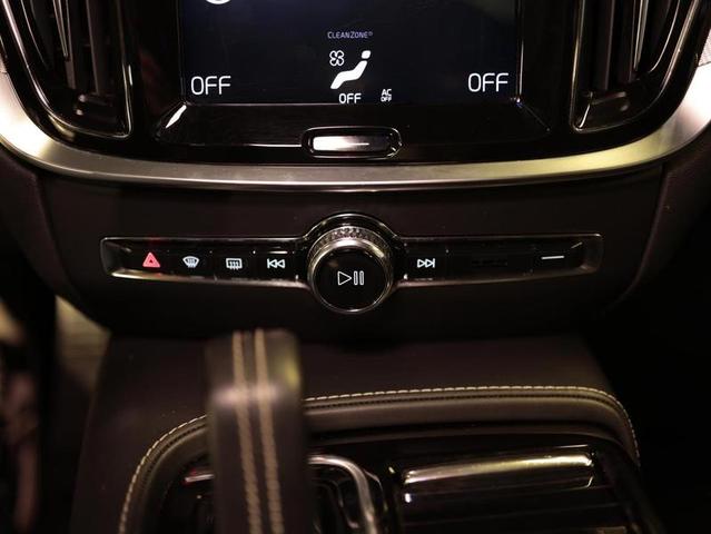 VOLVO S60 T8 R-DESIGN — foto 17