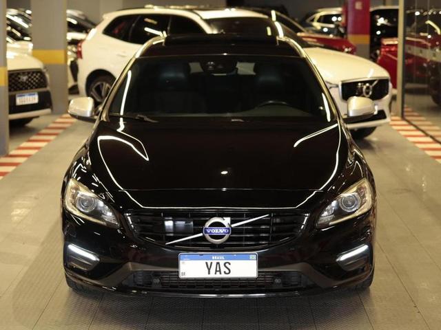 VOLVO V60 2.0 T6 R-DES — foto 2