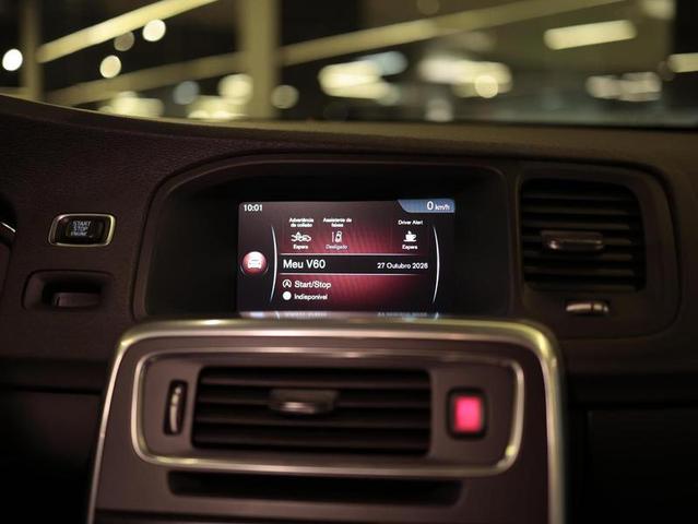 VOLVO V60 2.0 T6 R-DES — foto 16