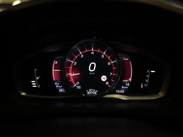 VOLVO V60 2.0 T6 R-DES — foto 19