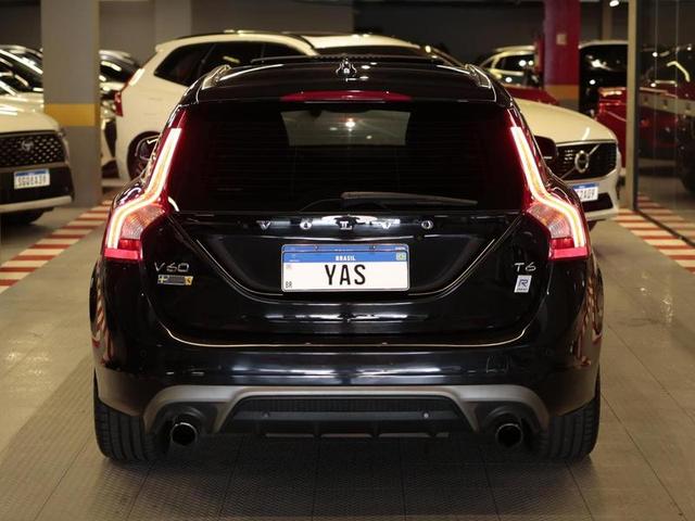 VOLVO V60 2.0 T6 R-DES — foto 5