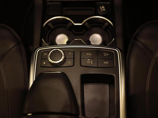 MERCEDES-BENZ GL350BLUETEC — foto 18