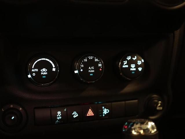 JEEP WRANGLER SPT 3.6L — foto 18