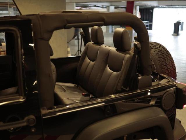 JEEP WRANGLER SPT 3.6L — foto 4