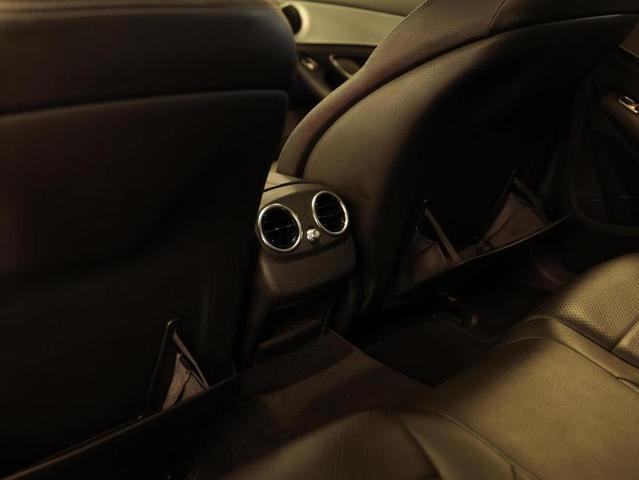 MERCEDES-BENZ C200 — foto 13