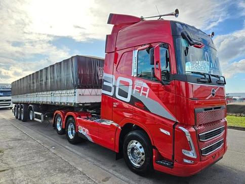 VOLVO FH-500 6X2 2P (DIESEL) (E5)