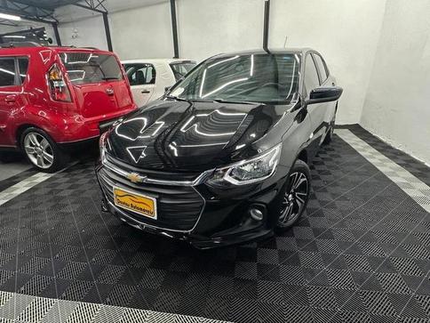 CHEVROLET ONIX PLUS 10MT LT2