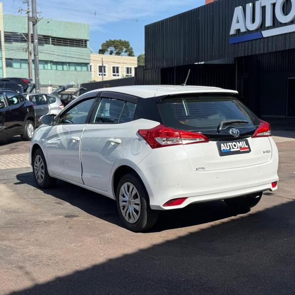 Toyota Yaris Hm Xl 13live - foto 12