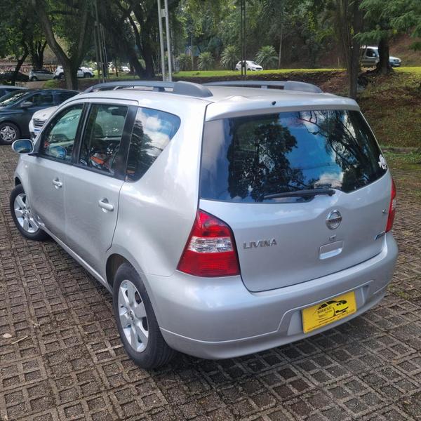 Nissan Livina Sl 1.8 16V Automático Flex 4P - foto 5