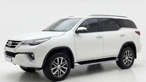TOYOTA HILUX SWSRXA4FD
