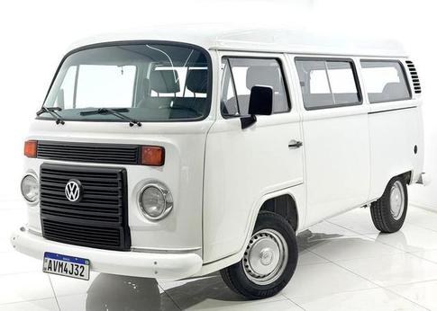 VOLKSWAGEN KOMBI 