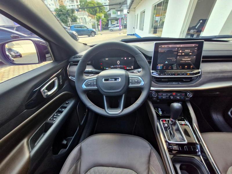 Jeep Commander Overland T270 13 Tb Flex Automático - foto 14