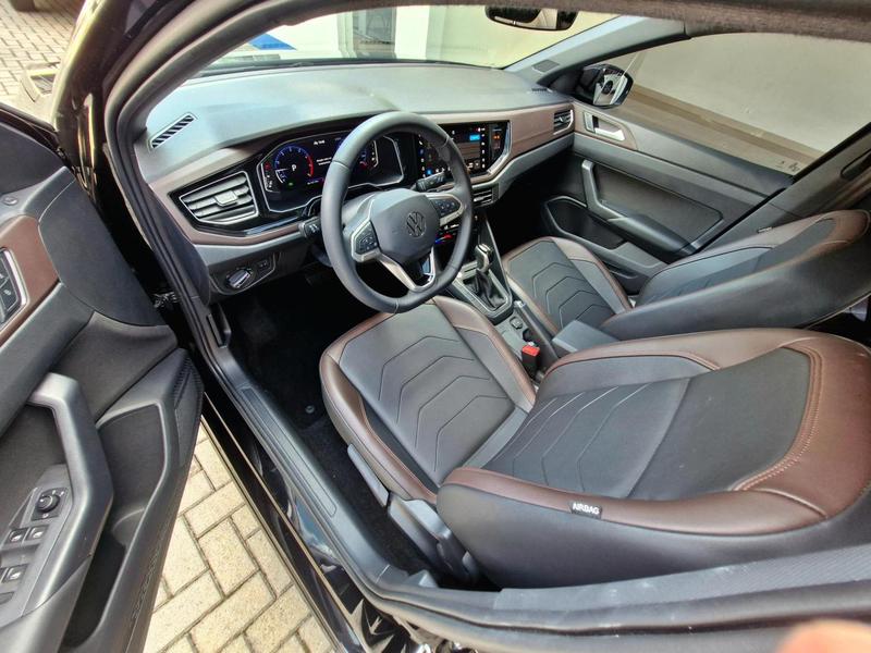 Volkswagen Virtus Highline 200 TSI 1.0 Flex 12V Automático - foto 14