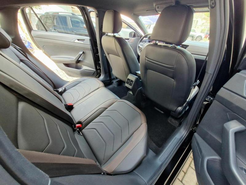 Volkswagen Virtus Highline 200 TSI 1.0 Flex 12V Automático - foto 17