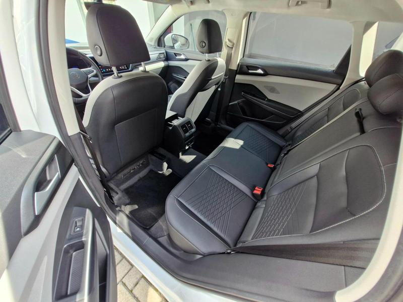 Volkswagen Taos Comfortline 1.4 250 TSI Flex Automático - foto 16