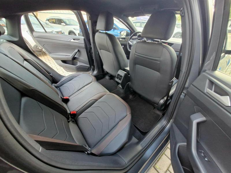 Volkswagen Virtus Highline 200 TSI 1.0 Flex 12V Automático - foto 16