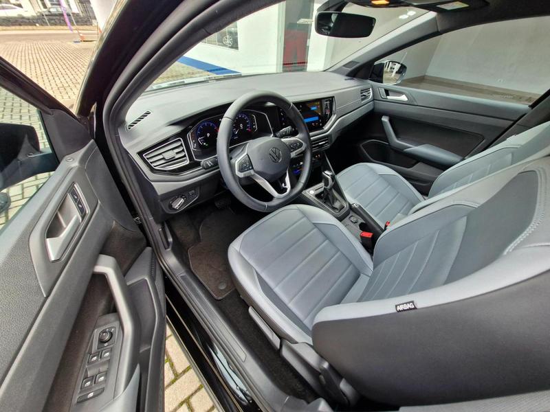 Volkswagen Nivus Highline 1.0 200 TSI Flex Automático - foto 14