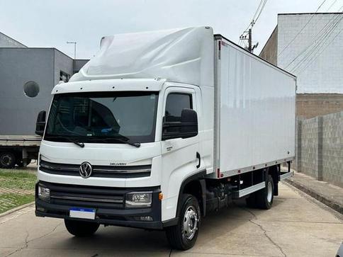 VOLKSWAGEN 11.180 DRC 4X2