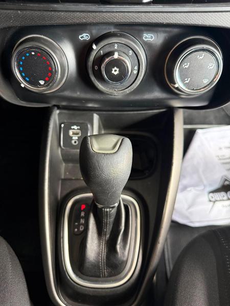 Fiat Cronos Drive 1.8 16V At Flex - foto 4