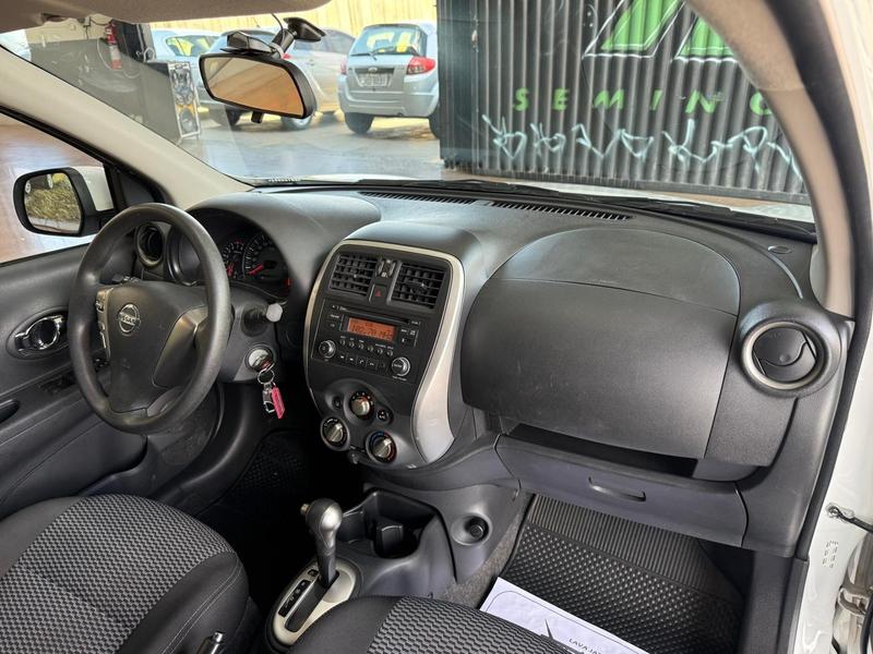 Nissan March 16sv CVT - foto 11