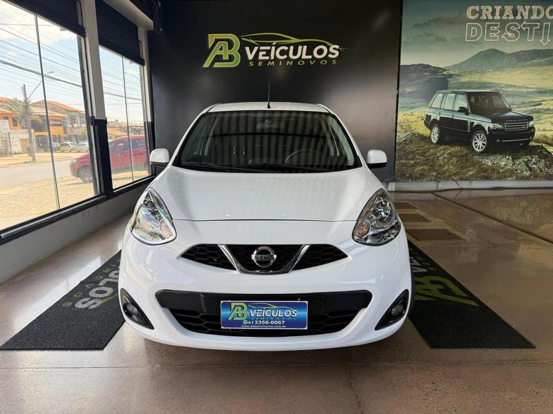Nissan March 2019 à venda