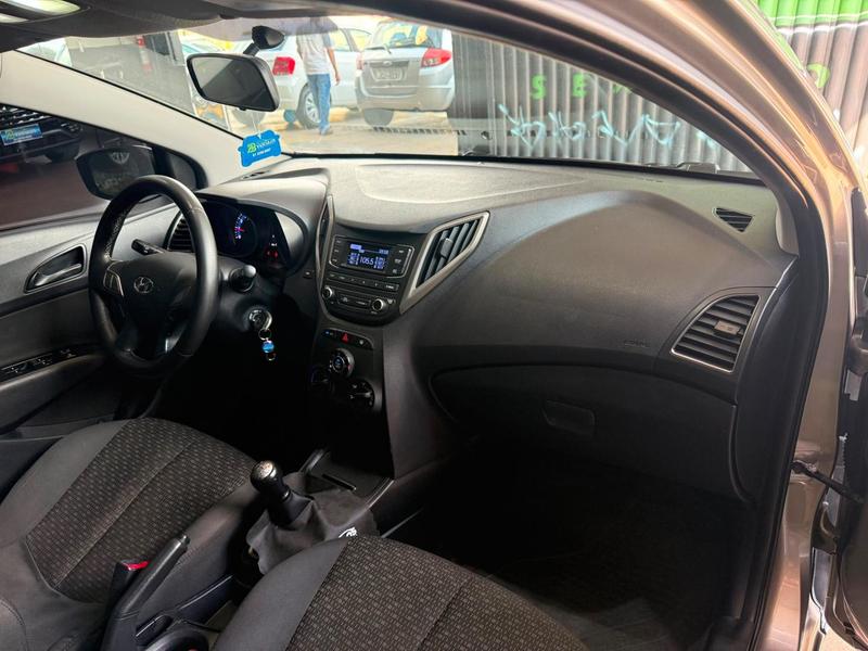 Hyundai HB20 1.0 Comfort - foto 15