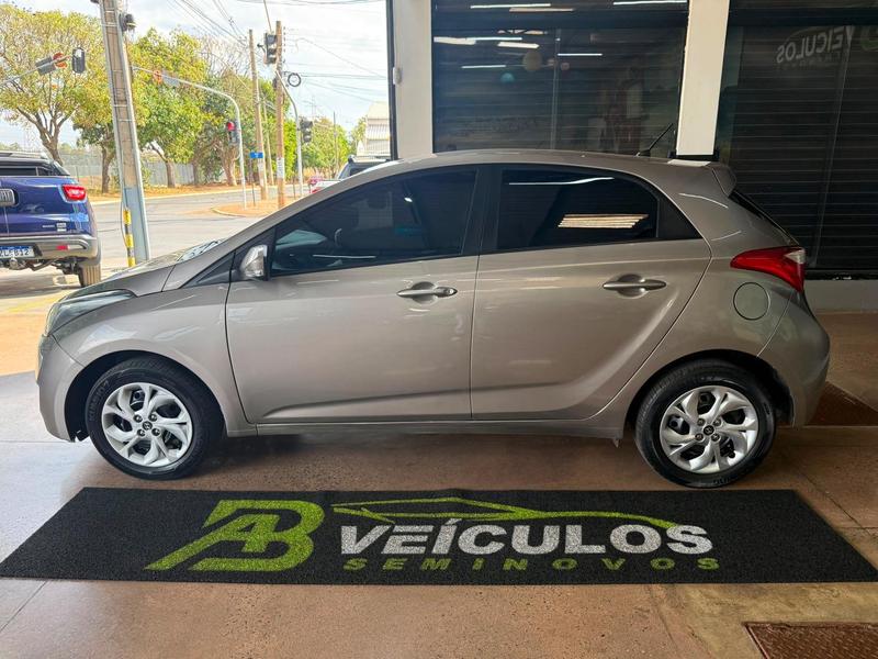 Hyundai HB20 1.0 Comfort - foto 9