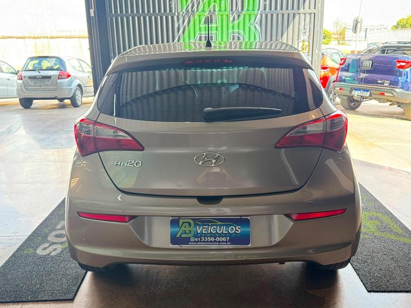 Hyundai HB20 1.0 Comfort - foto 6