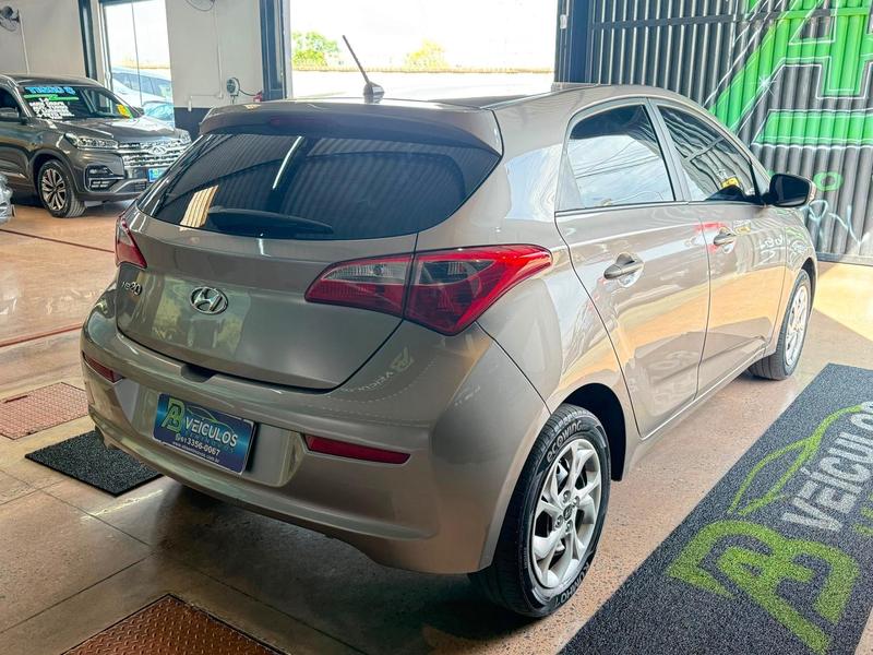Hyundai HB20 1.0 Comfort - foto 7