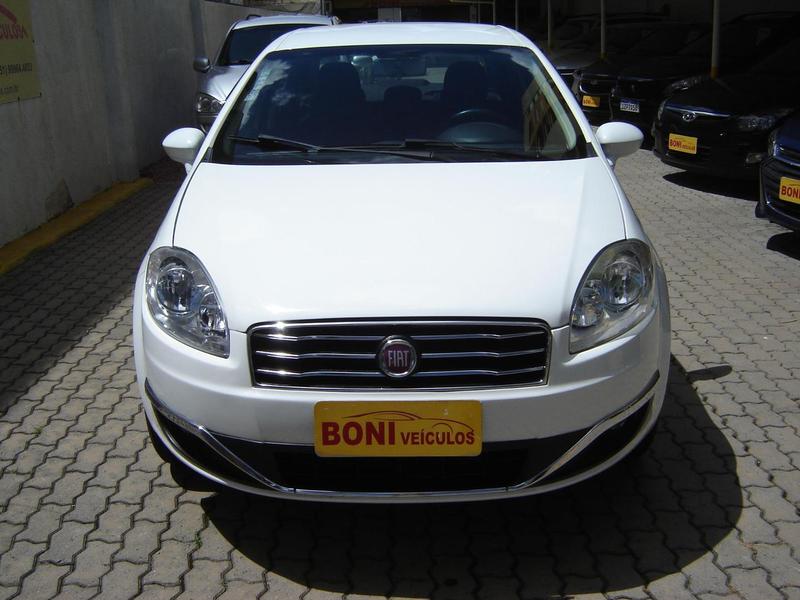 FIAT LINEA 1.8 ESSENCE 16V FLEX 4P MANUAL